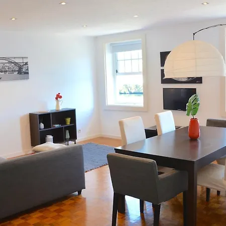 Ribeira Feeling - Riverfront Apartamento